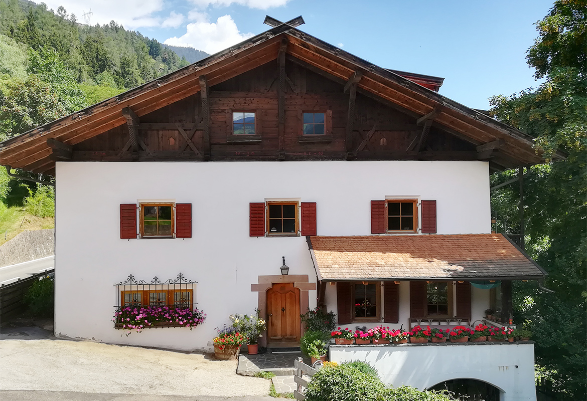 urlaub_auf_dem_bauernhof_mayrhof_st_pankraz_ulten_haus_hof